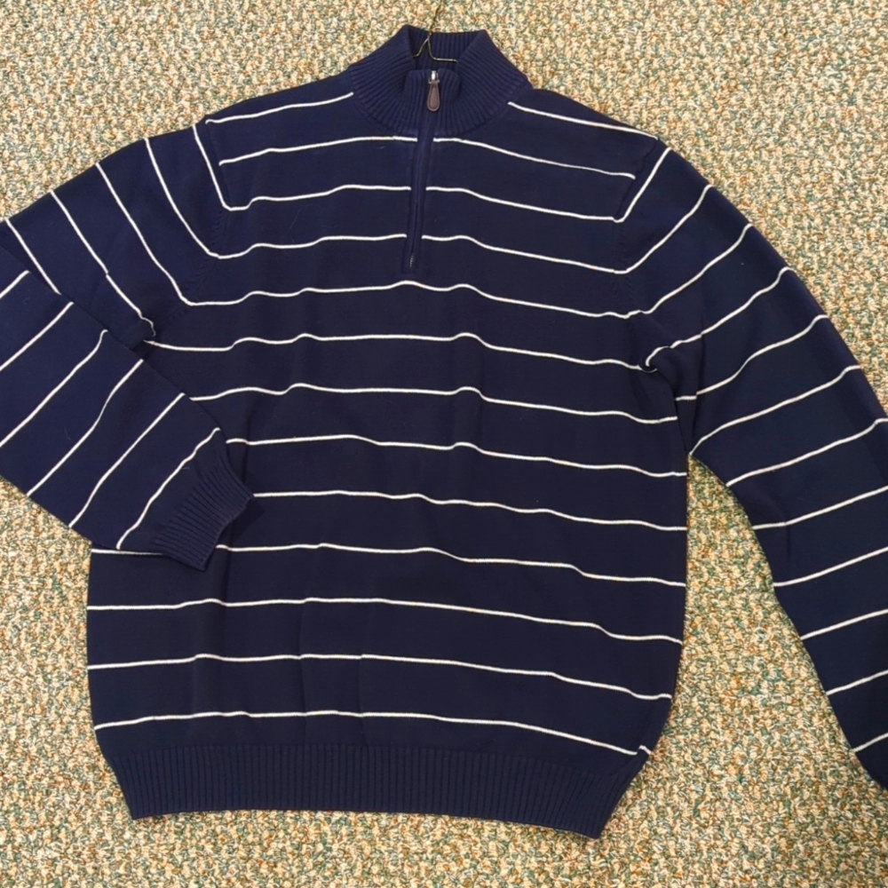 Bass mens quarter zip, navy size M